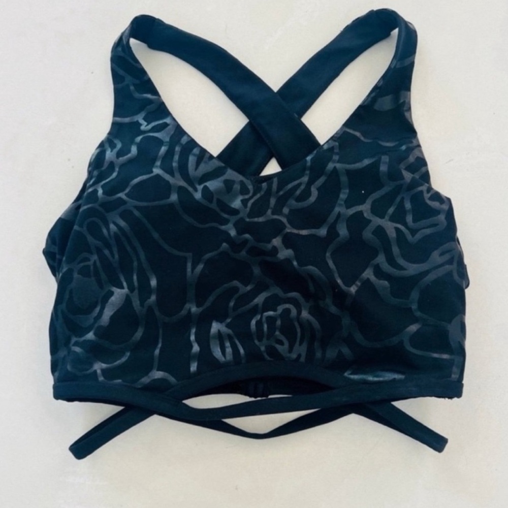 Fabletics Black Rose Floral Racerback Padded Sports Bra Small